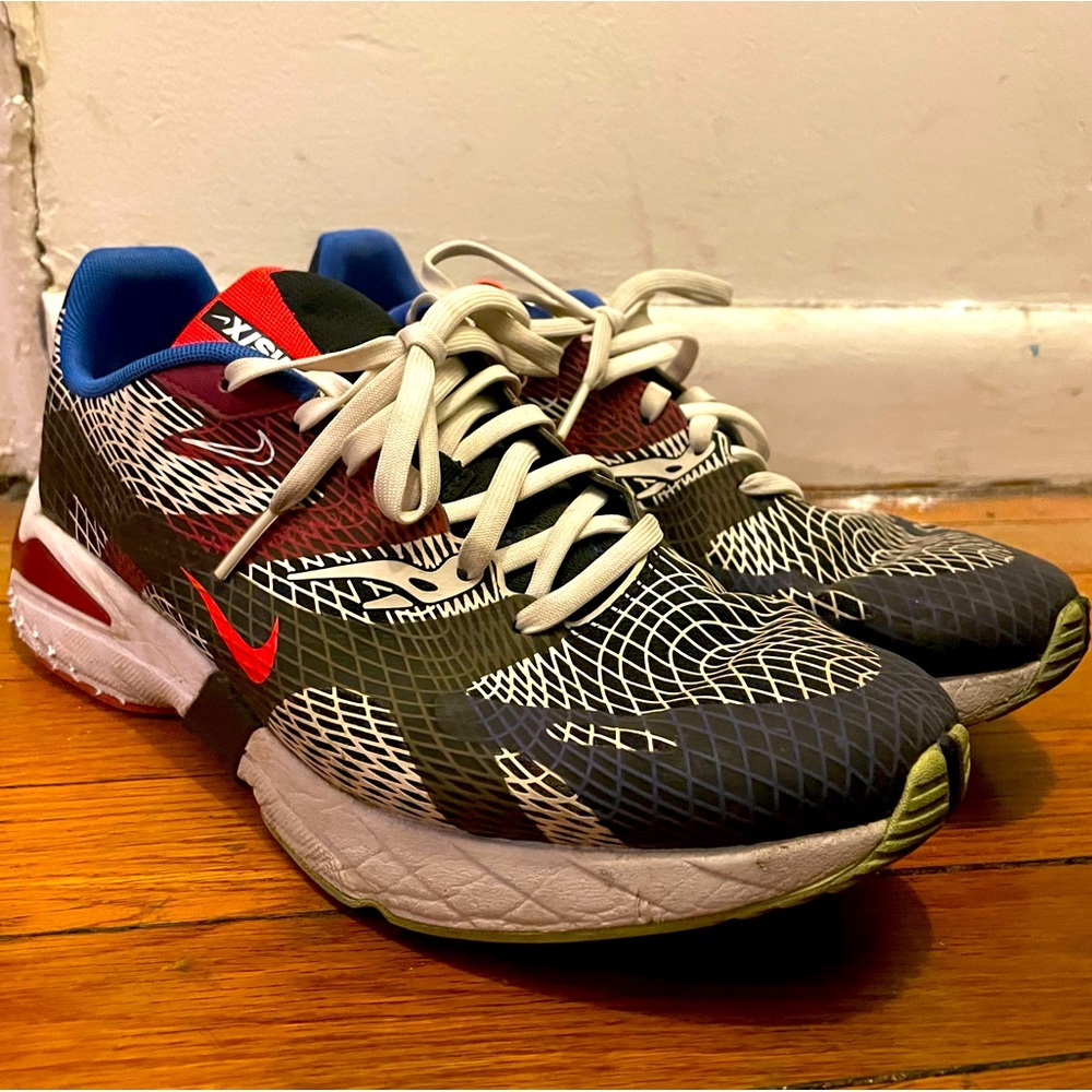 Nike DIMSIX Sneakers